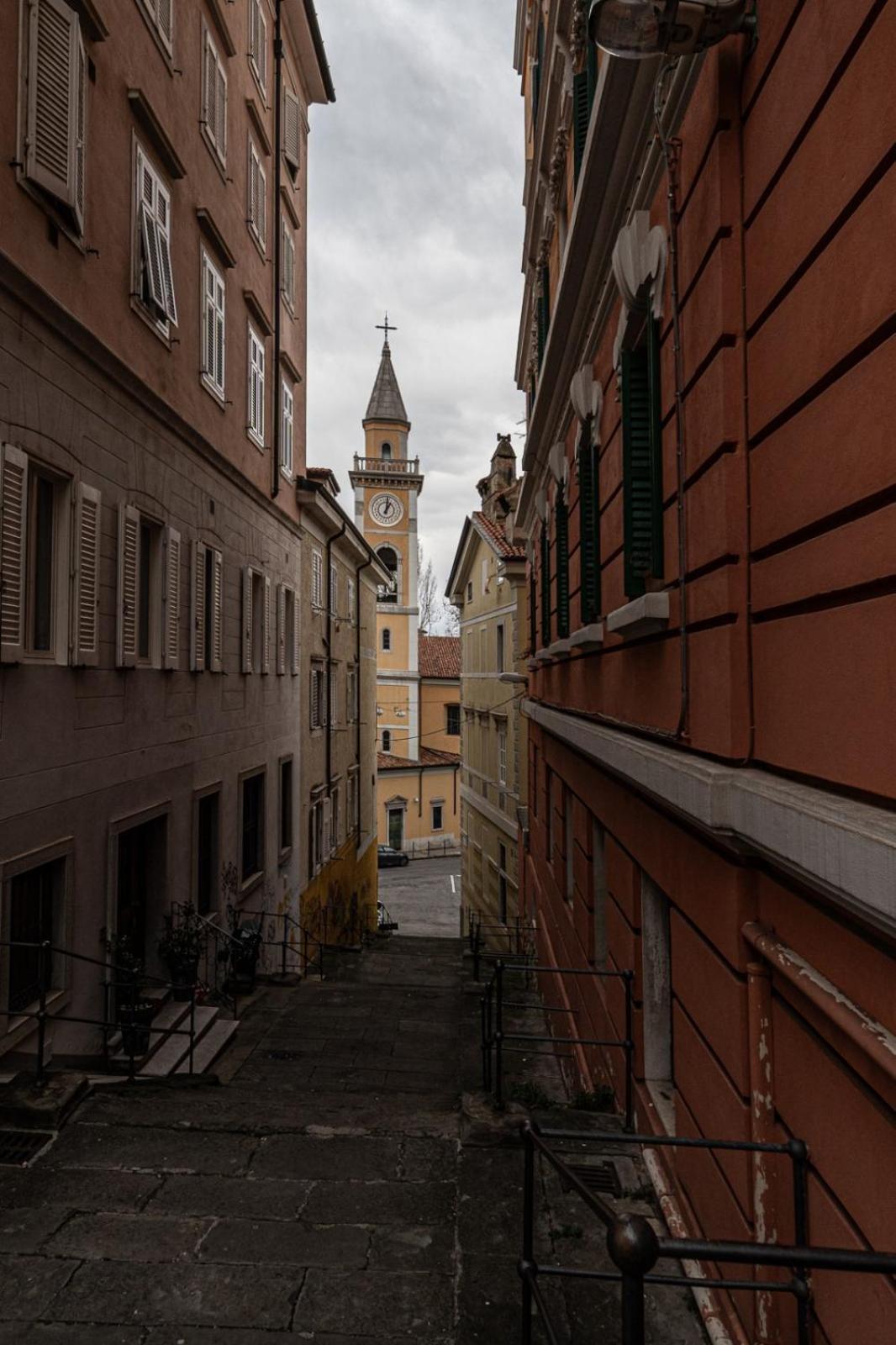 Casa Vacanza Citta Vecchia Trieste Exterior foto